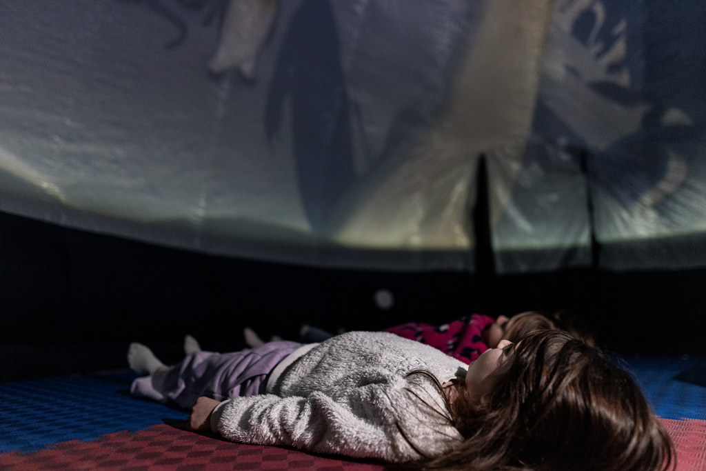 Atelier astronomie des tous petits : immersion dans un planétarium_Châtel Atelier astronomie des tous petits : immersion dans un planétarium_Châtel